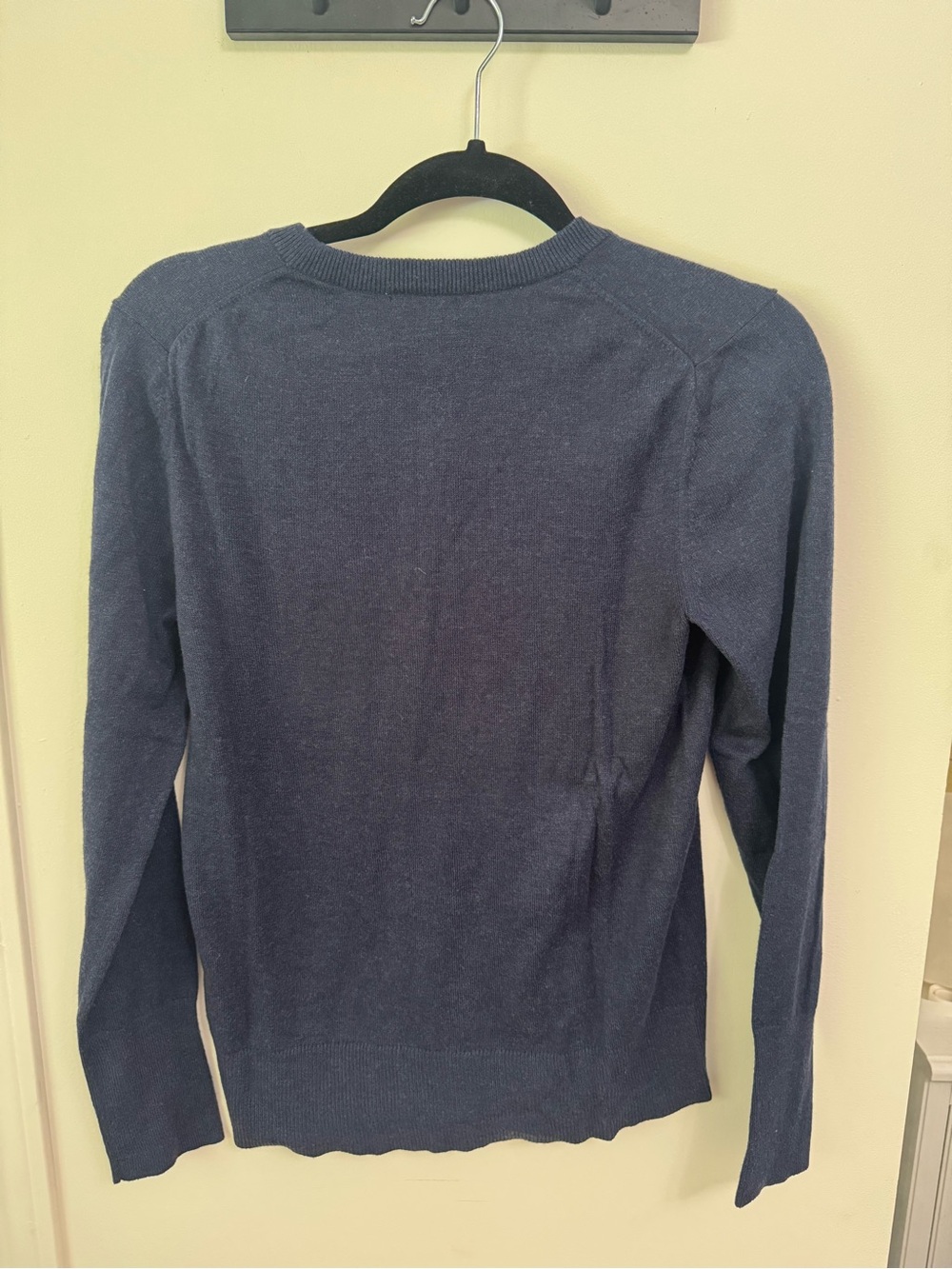 Eddie Bauer Dark Navy Button-Up Crewneck Cardigan - Small - Picture 2 of 3